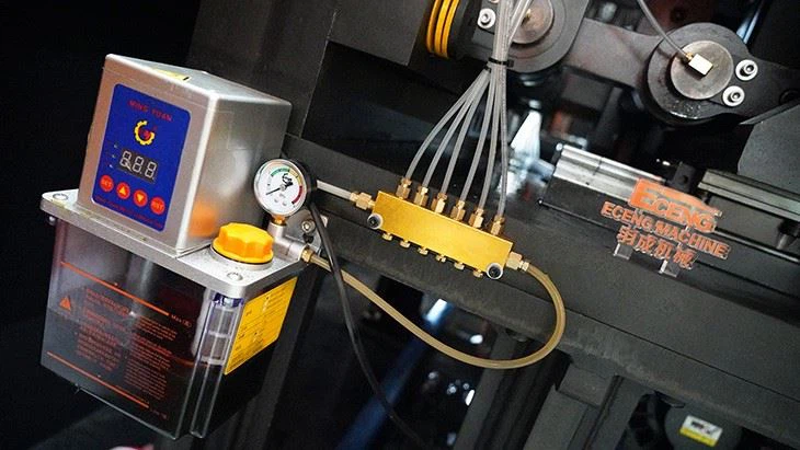 PET Water Bottle Blowing Machine 750ml 1000ml 2L